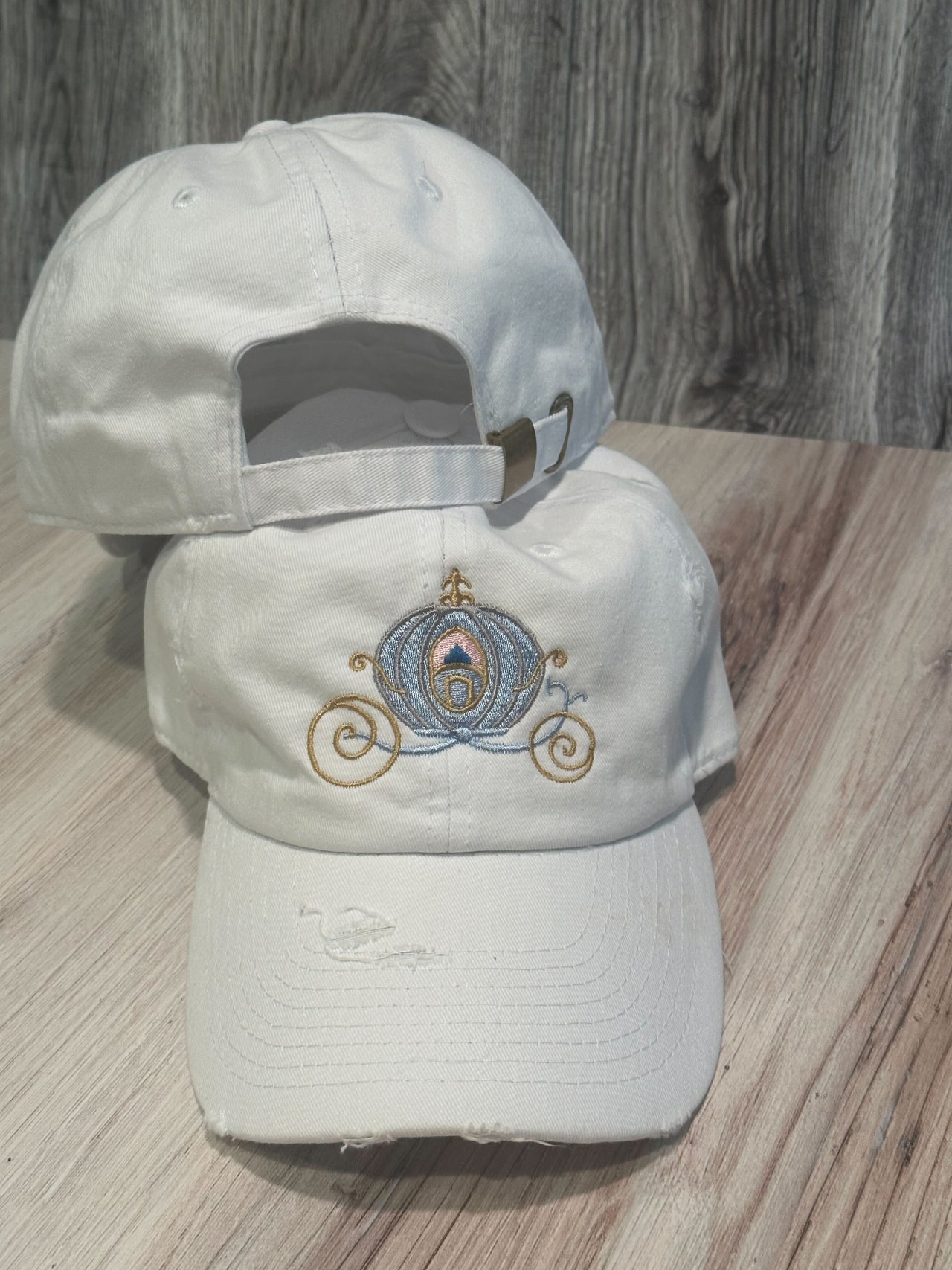 White Regular Embroidered Carriage Hat