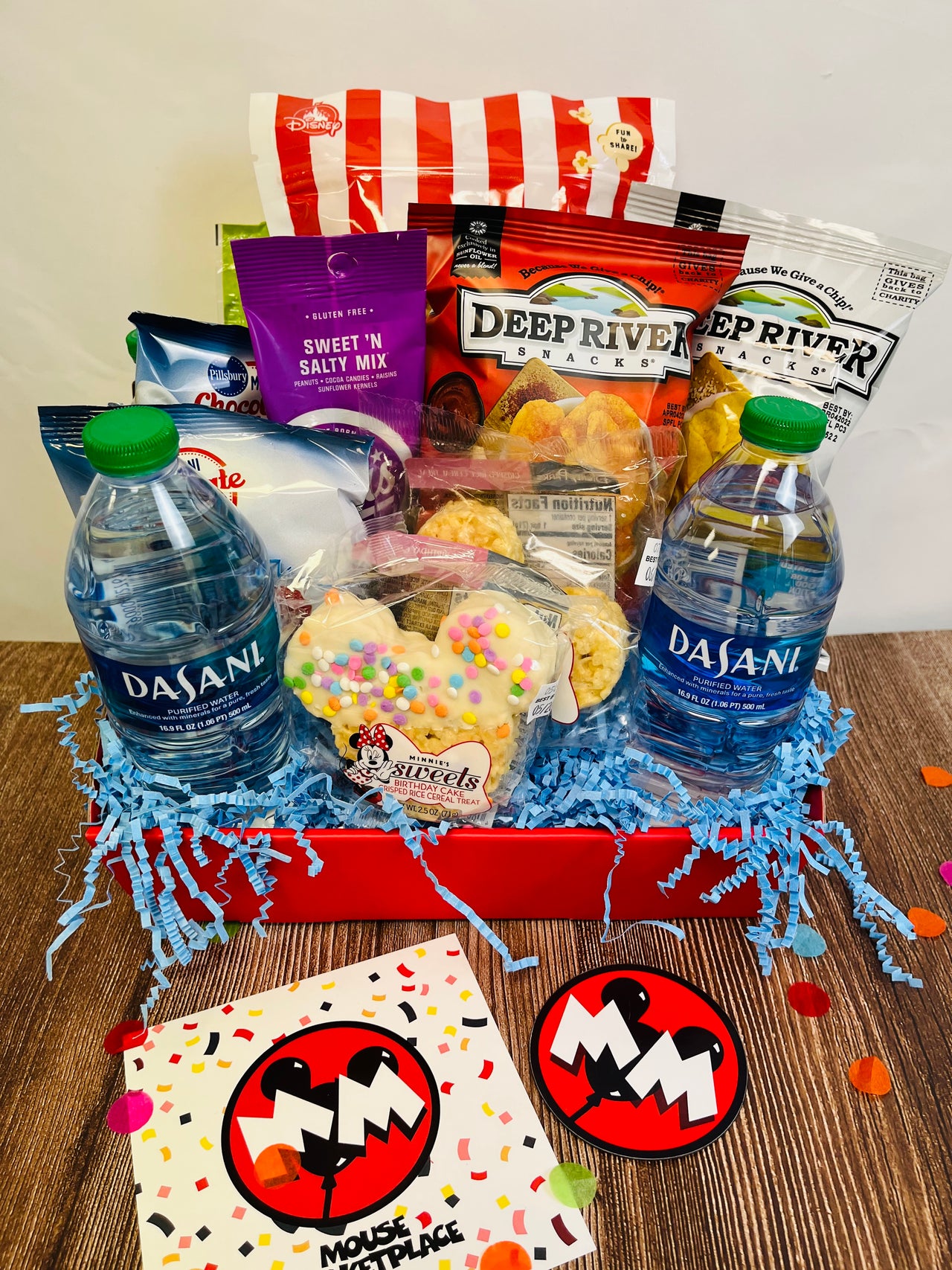 Moderate Resort Travel Agent Welcome Basket