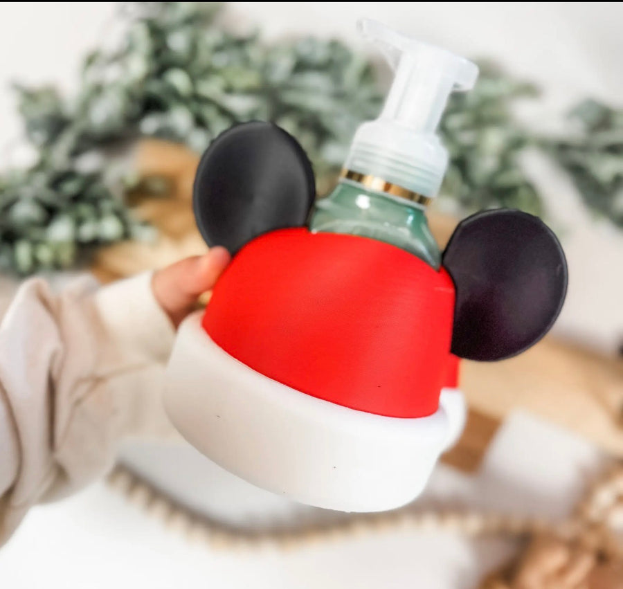 Mouse Santa Hat Foaming Soap Holder (Pre-Order)
