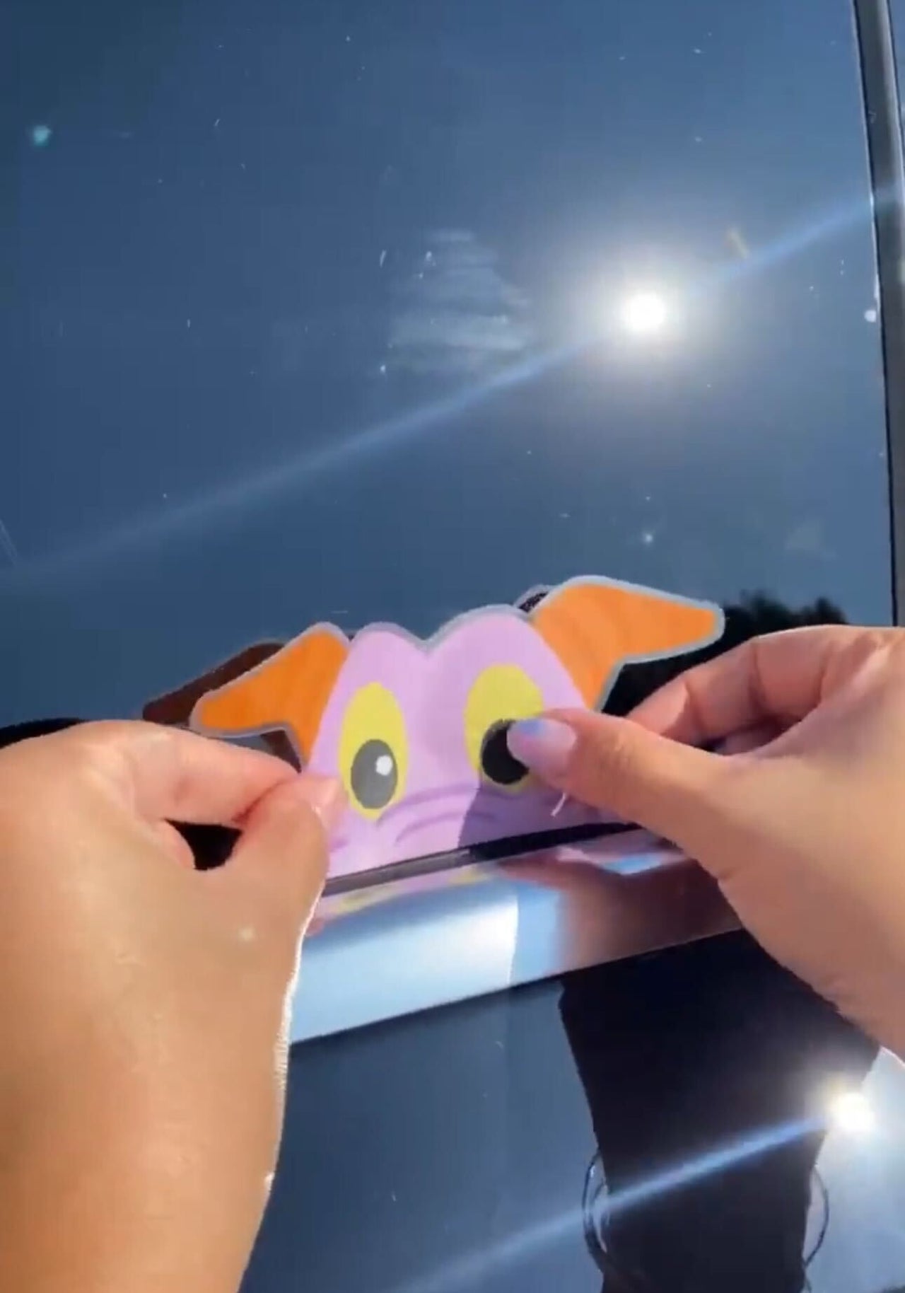 Peeping Figgy Decal