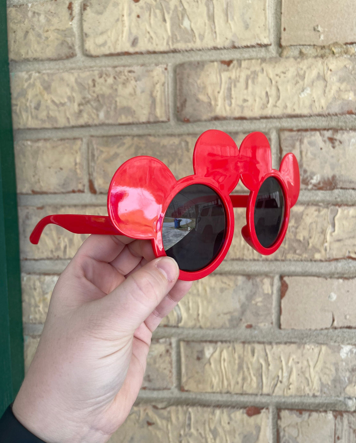 Red Mouse Sunnies