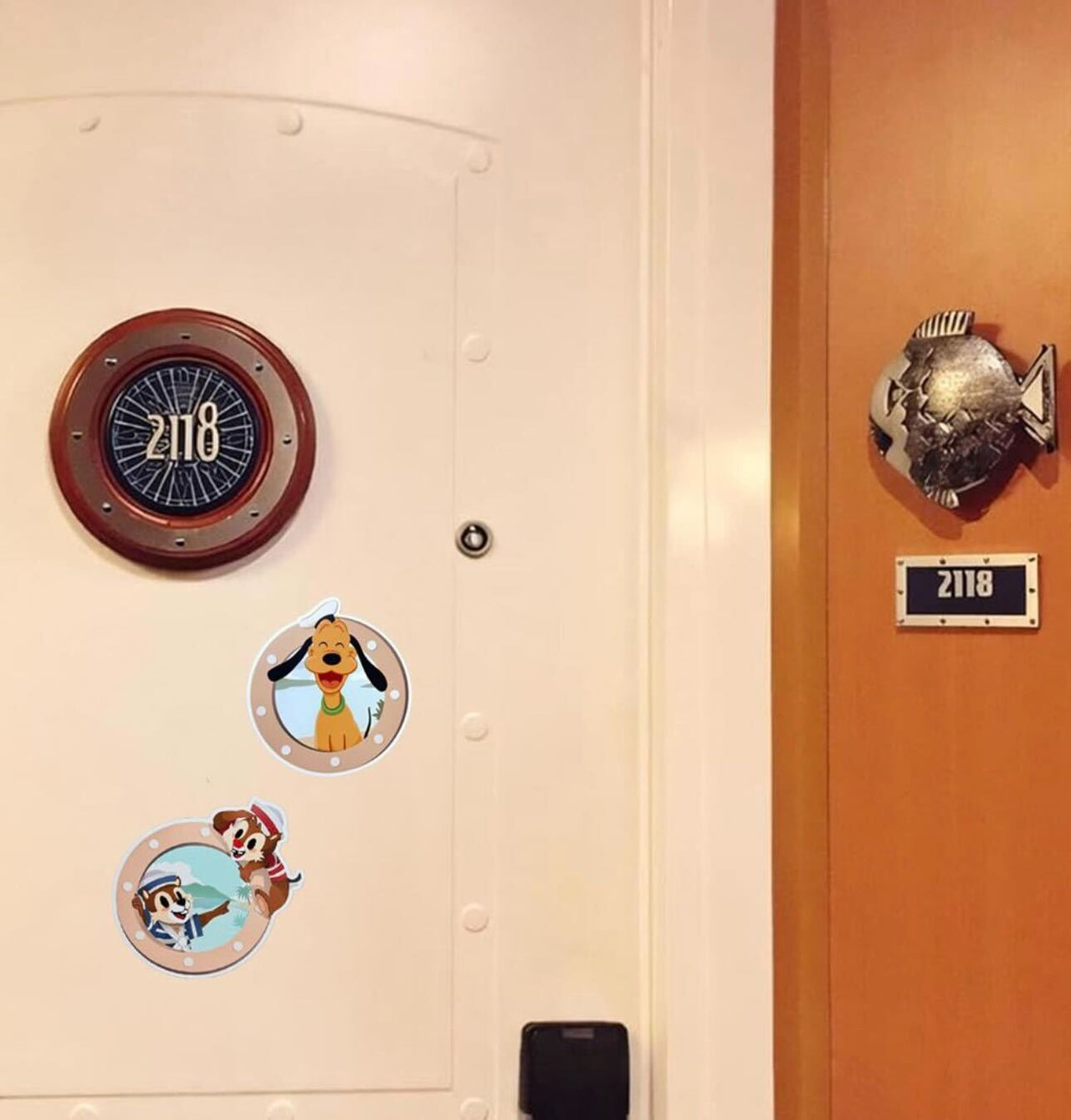 Tink Porthole Magnet