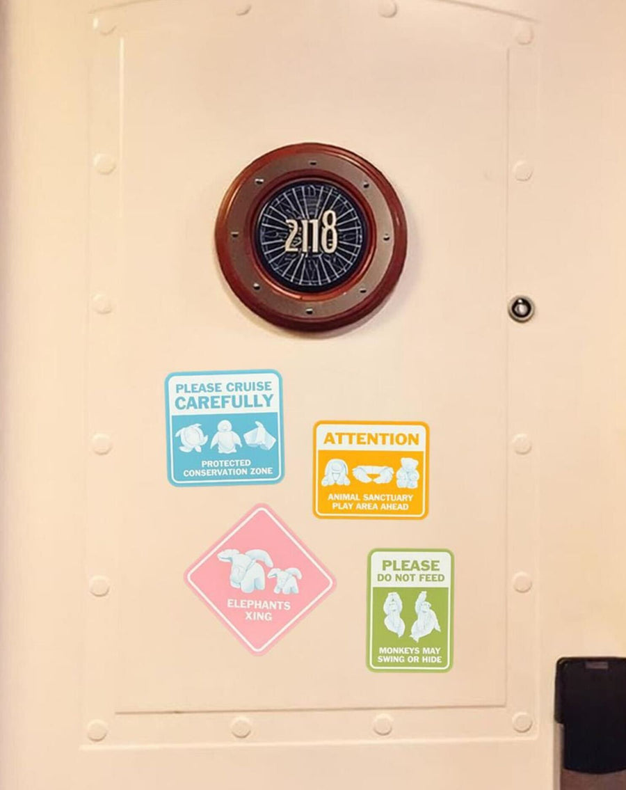 Set of 4 WARNING Cruise Animal  Door Magnets