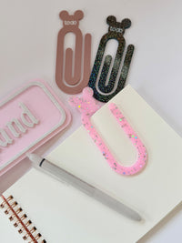 Thumbnail for Pair of Jumbo Paper Clips