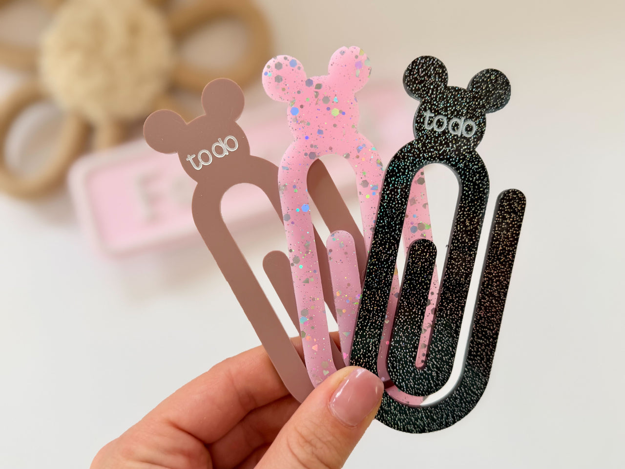Pair of Jumbo Paper Clips