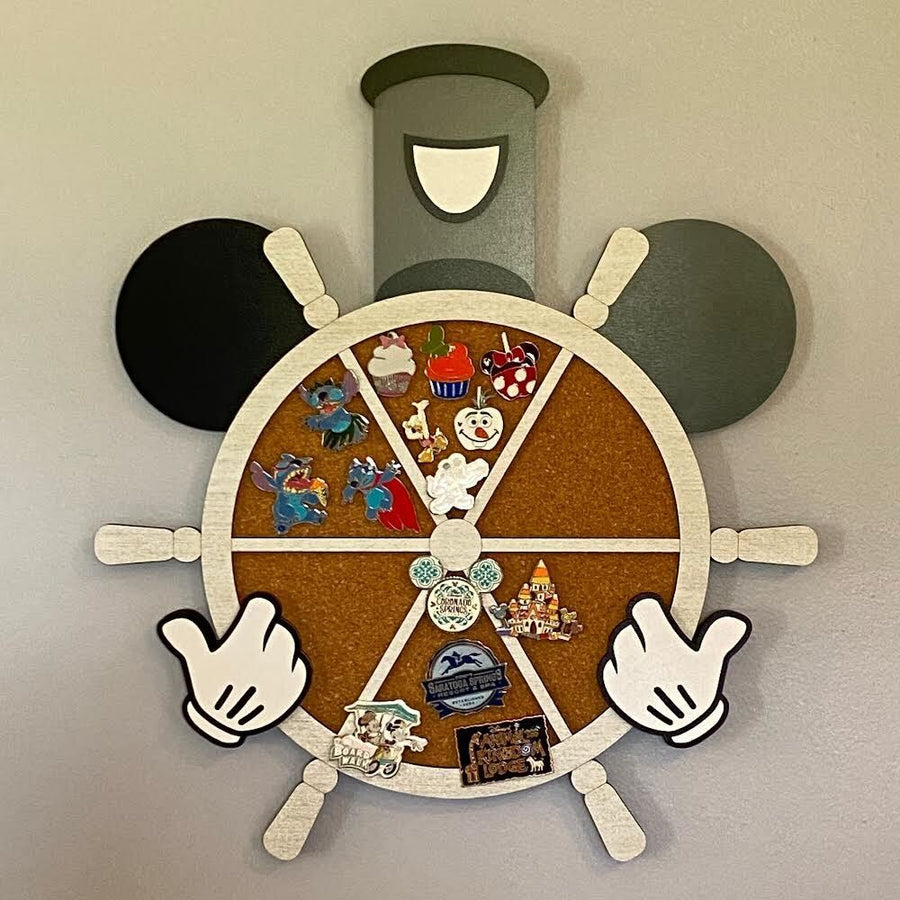 Pin Board Steamboat Willie
