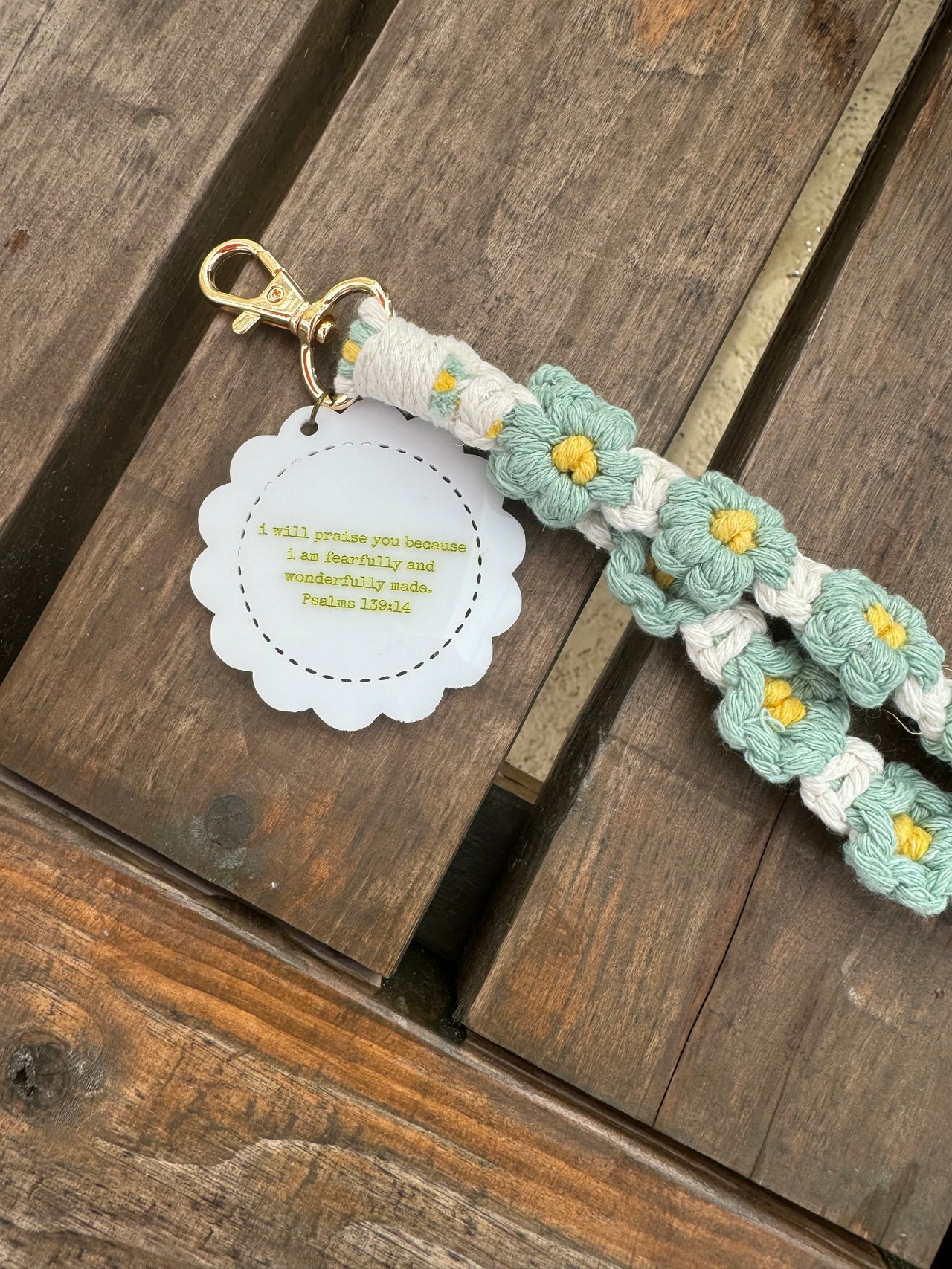 Macrame Flower Keychain - Wonderfully Made