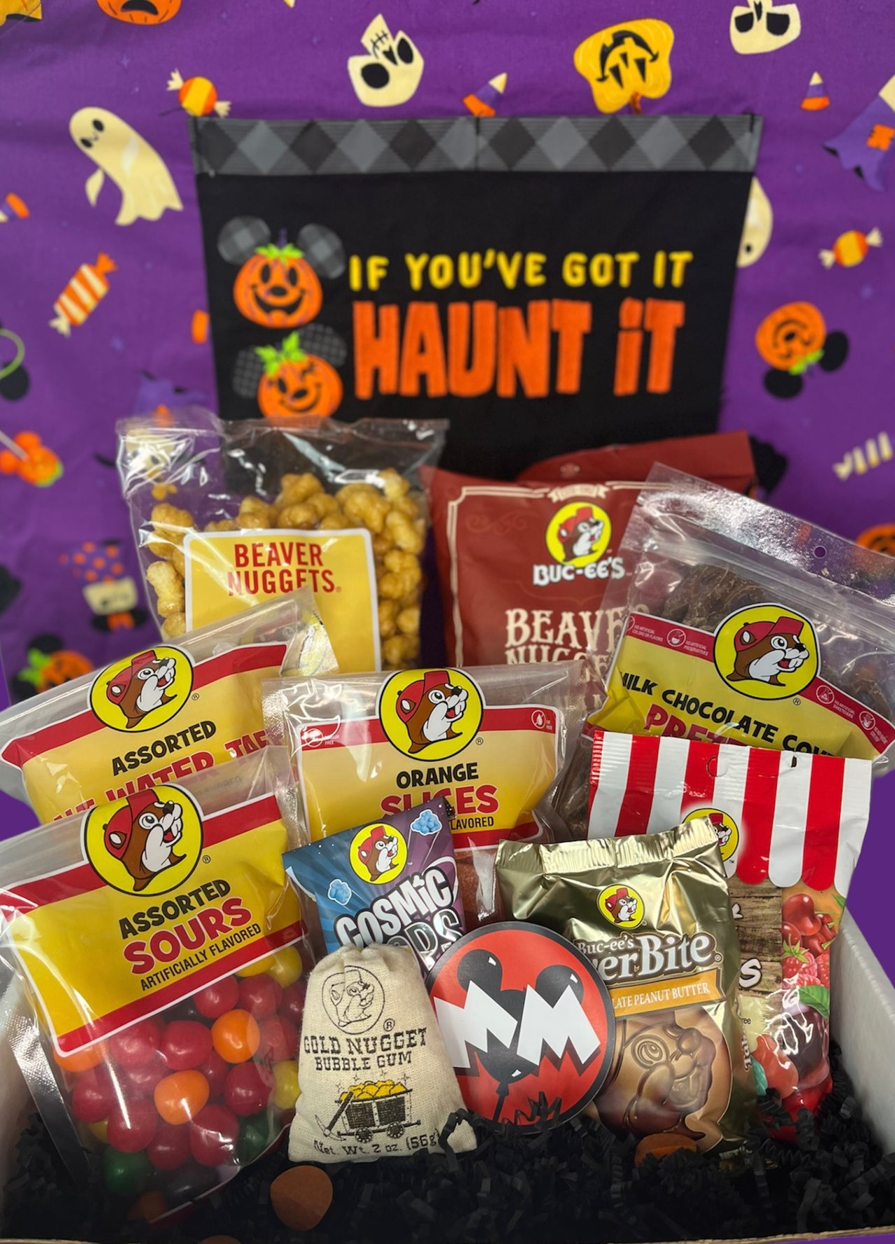 Buc-ee's Boo Bash Treat Box (Pre-Order)